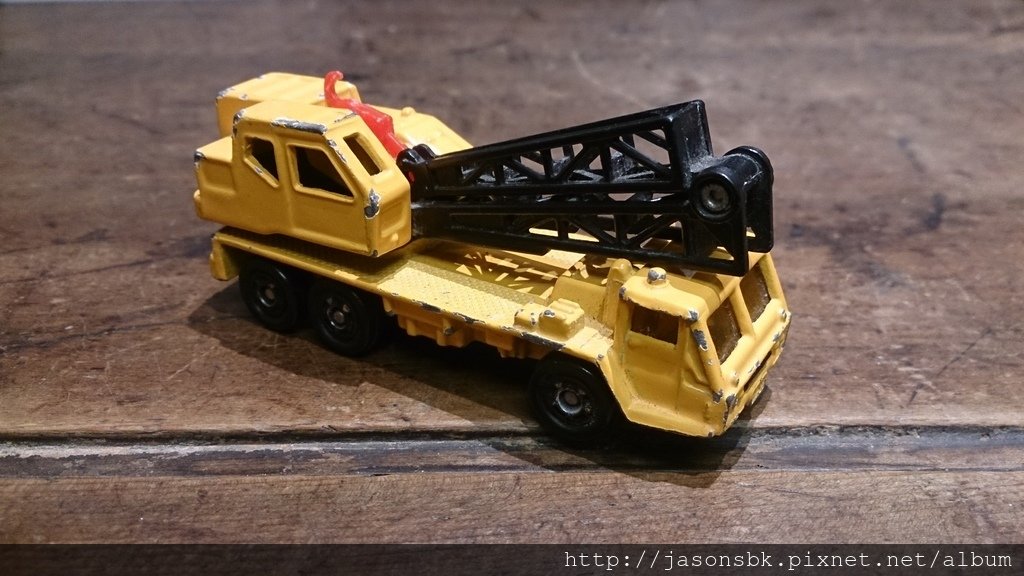 No.66 Fuso truck crane (1970)