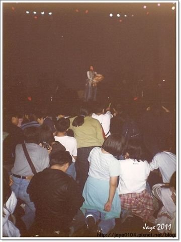 1995王菲台北演唱會 (7).jpg