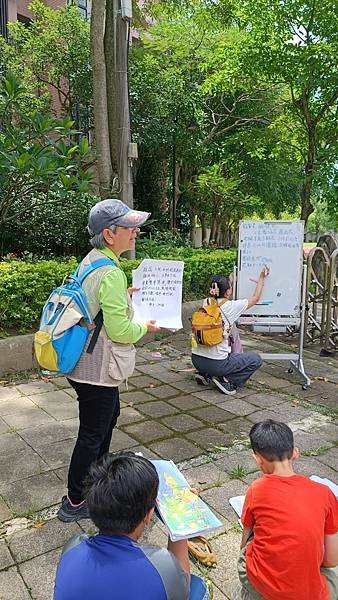 LINE_ALBUM_土城國小校園植物解說2024.5.27～2024.5.31_240531_42.jpg