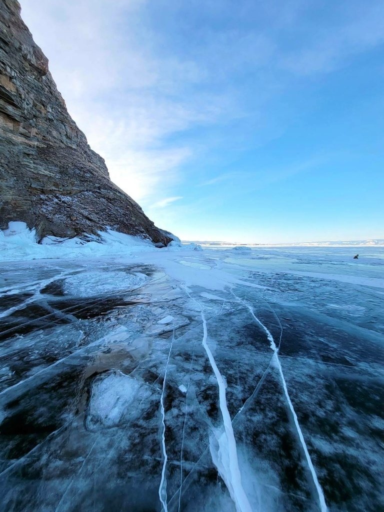 貝加爾湖藍冰(2) - 奧爾洪島 北島