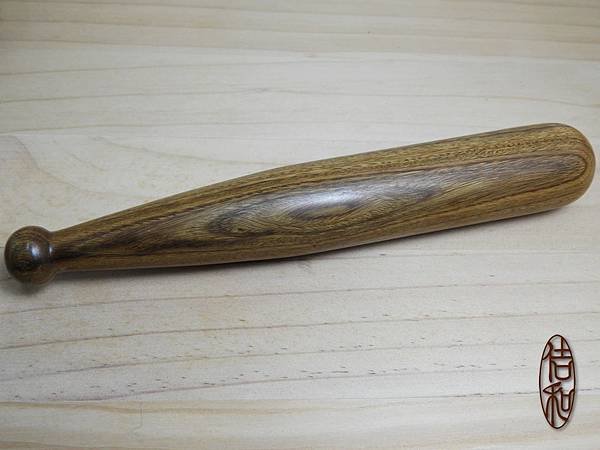 GreenSandalwood_00.JPG