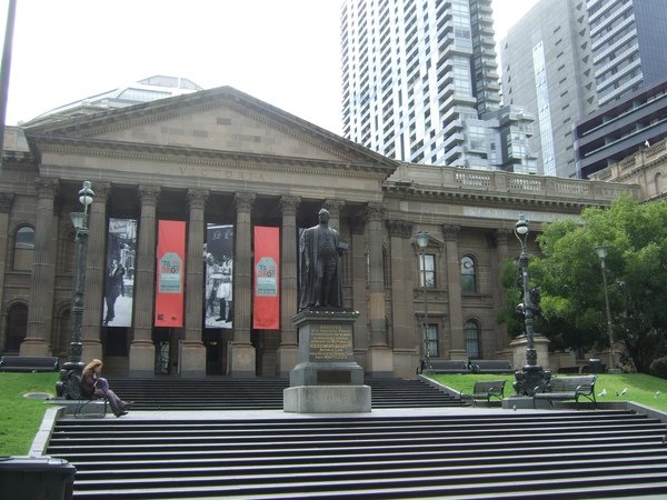 victoria state library.JPG