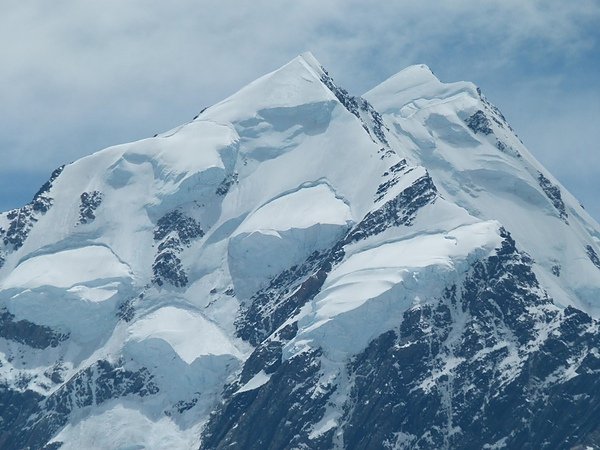 peak of Mt. Cook.JPG