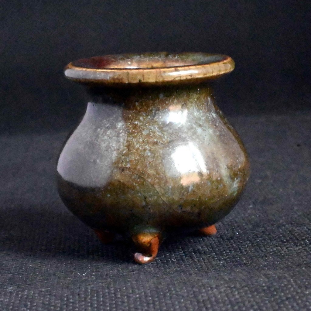 C1149北宋鈞窯藍帶紫釉三足小琴爐3.jpg