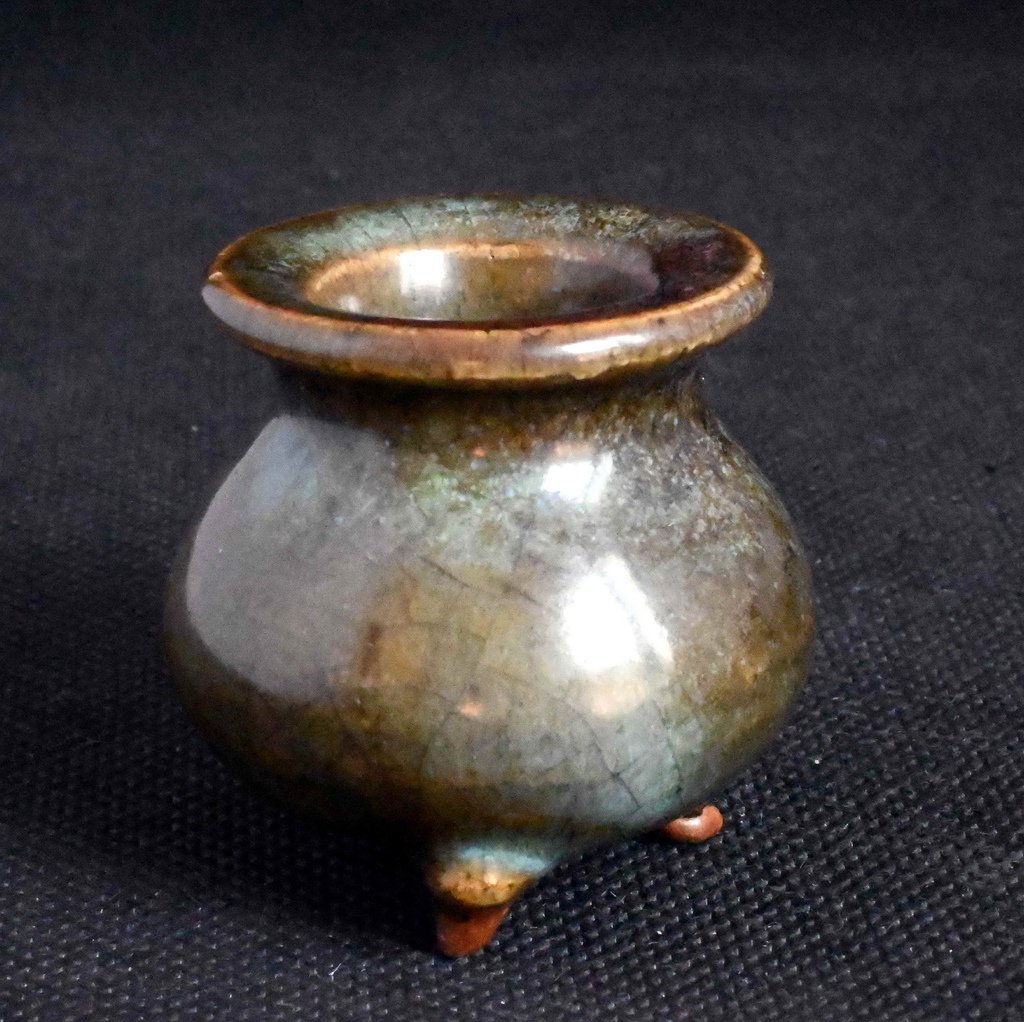 C1149北宋鈞窯藍帶紫釉三足小琴爐5.jpg