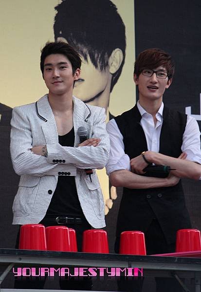 110521sign-1.jpg