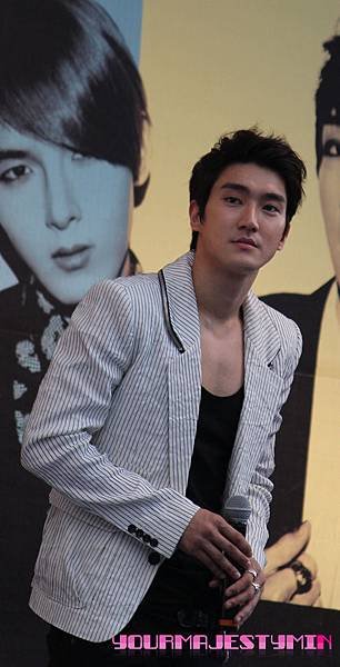 110521sign-11.jpg