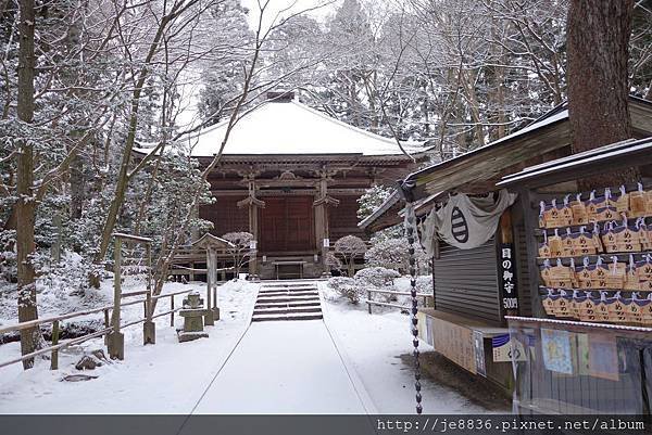 0123金色堂中尊寺85.jpg