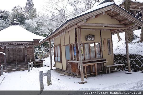 0123金色堂中尊寺90.jpg