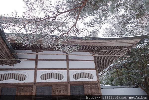 0123金色堂中尊寺36.jpg