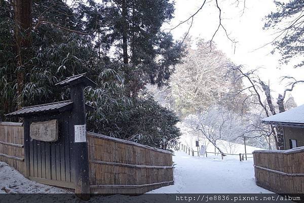 0123金色堂中尊寺57.jpg