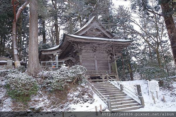 0123金色堂中尊寺70.jpg