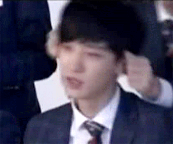 CCHAN YEOL-1.gif