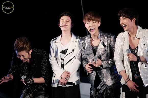 CCHAN YEOL DO SEHUN KAY.jpg