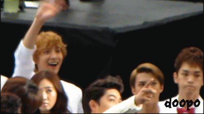 CHAN YEOL SMAIL-4.jpg