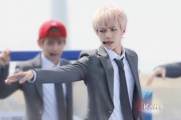 SEHUN-157.jpg
