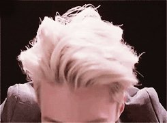 SEHUN MAMA-3.jpg