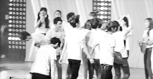 SEHUN LULU.jpg