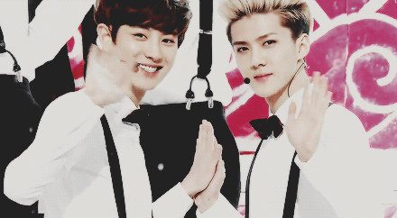 SEHUN CHANYEOL-3.jpg