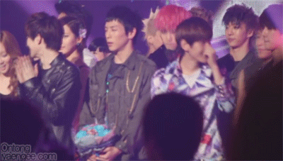 SEHUN LOVE-36.gif