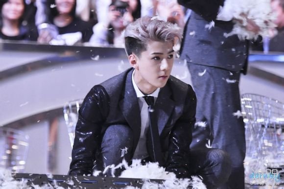 SEHUN-28