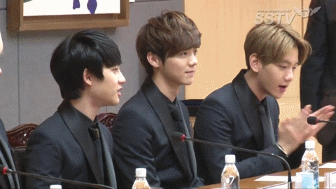 EXO clap.gif