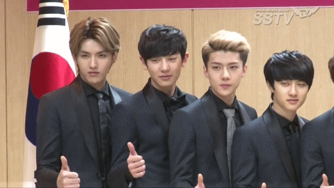 EXO one-1.gif