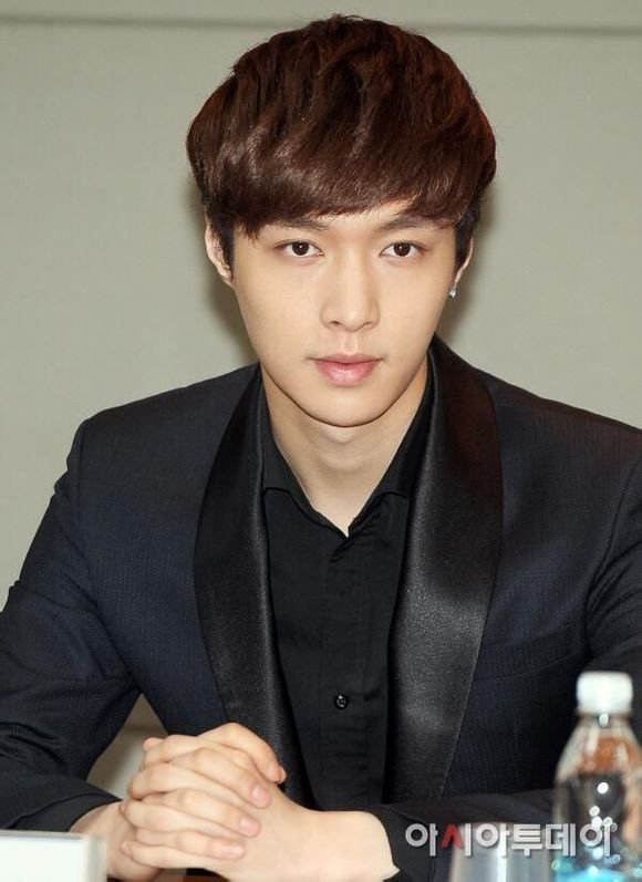 lay-1.jpg