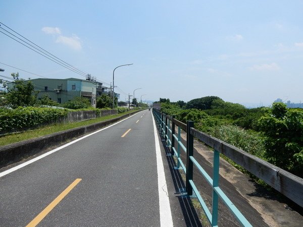 【美食】台北士林/社子島頭 河岸美食餐廳 騎腳踏車吃熱炒欣賞