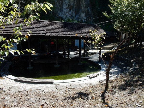 【旅遊】新竹五峰鄉清泉風景特定區 走訪張學良故居 2017/