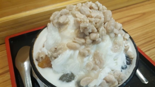 【美食】台北大同/冰霖古早味豆花專賣店｜喜歡雪花冰的綿密感 