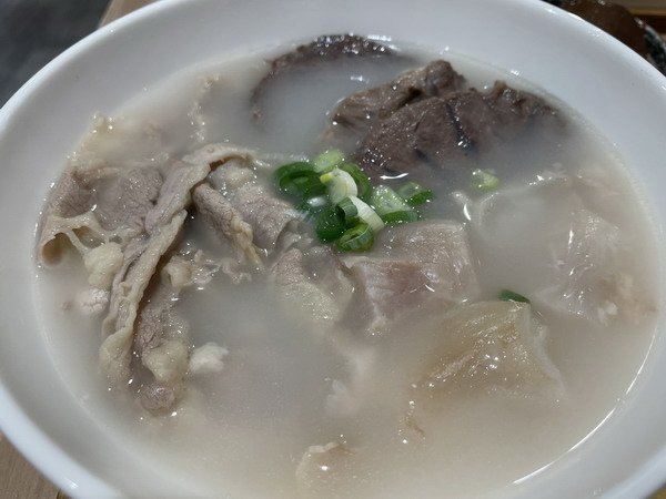 【美食】台北信義/銷魂麵舖 簡單的麻辣乾麵怎麼會這麼吸引人 