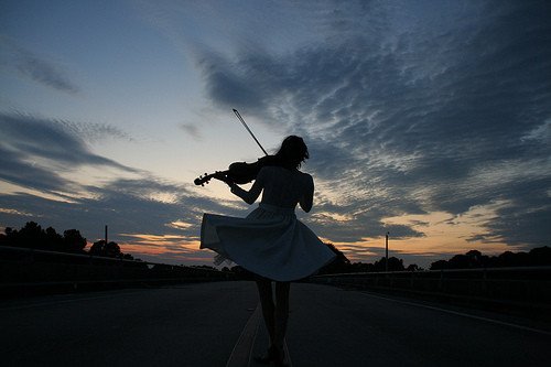 alone,girl,love,music,night,passion-3dc4a8bd79a8393169ca9dadd5707880_h.jpg
