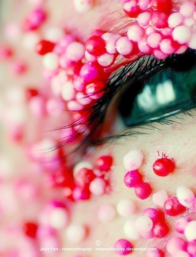 blue,eye,eye,lashes,green,pink,red-c2e3b1b65981bd295559cf3cff99a878_h.jpg