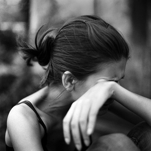 black,and,white,people,square,format,beautiful,cry,crying-d11adaa6cdba5ad98e96c16742b2d967_h.jpg