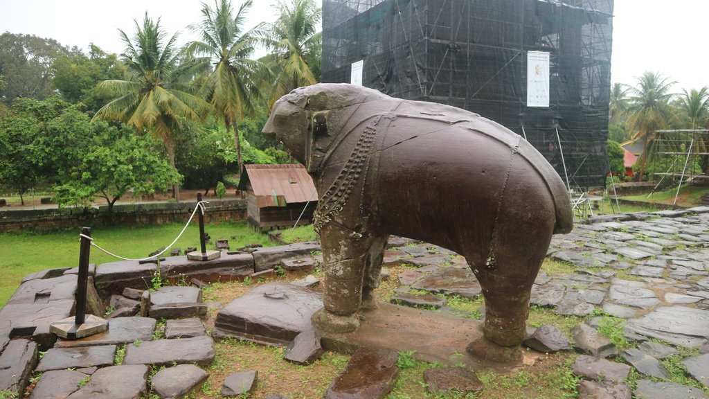 20180912 (106) 巴孔寺 [Prasat Bakong].JPG