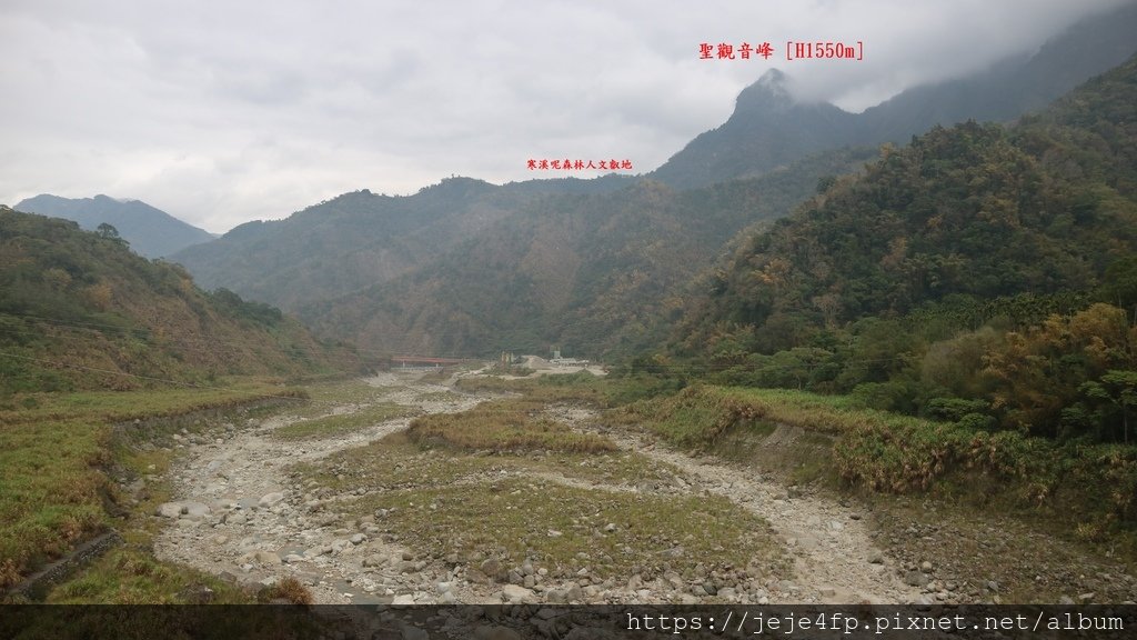 20190205 (400A) 由嘉149甲縣道49.4km處眺望來吉大橋下方的溪床.JPG