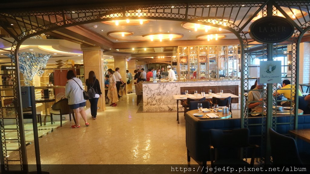 20190615 (94) 7F的皇冠海鮮牛排餐廳(Crown Grill %26; Bar).JPG