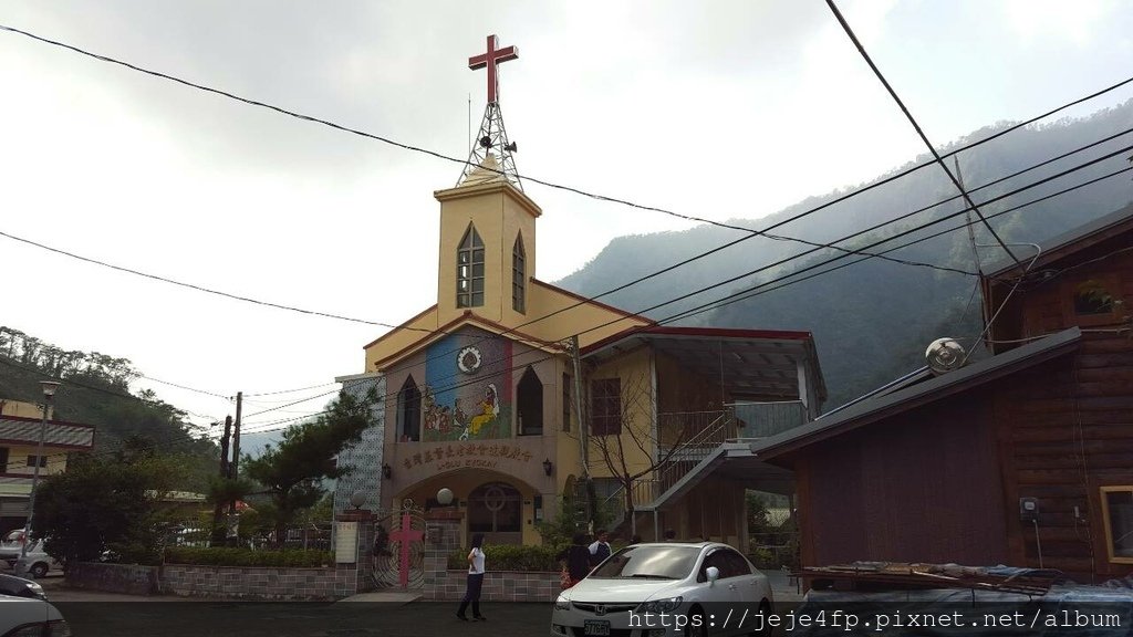 20151108 (21) 東崎道路18.5Km處 [達觀長老會教堂  (台中市和平區)(拍攝日期 20151114)].jpg