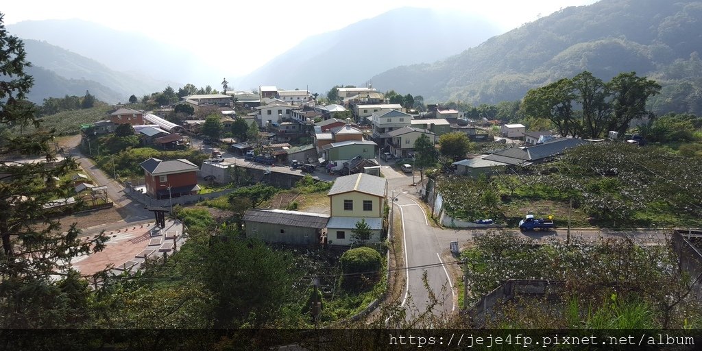 20151108 (76) 苗61道路28Km處 [位於二本松山(H1305m)山麓的天狗部落 (苗栗縣泰安鄉梅園村)].jpg