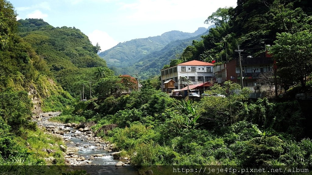 20150927 (7) 苗61道路8Km處 [中興村 %26; 大湖溪].jpg