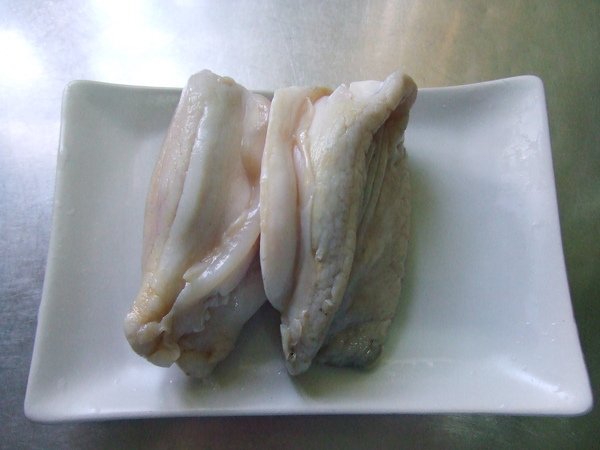 鮑魚甘露煮_鮑魚(清洗後之側面)
