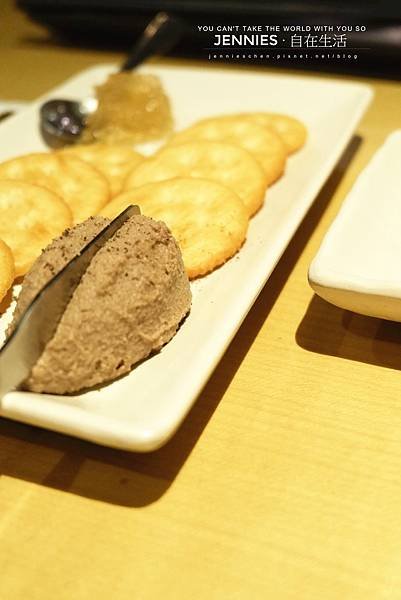 雞料理界中的愛馬仕｜芝山 鳥哲手串燒物 桂丁雞專賣 吃到會流