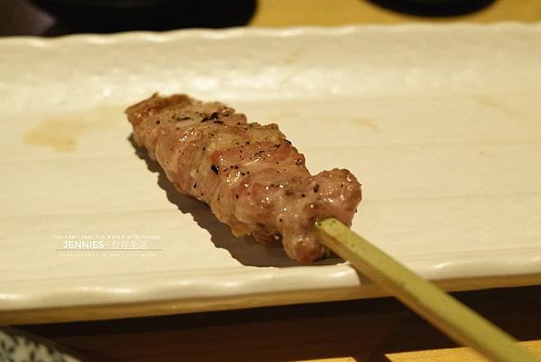 雞料理界中的愛馬仕｜芝山 鳥哲手串燒物 桂丁雞專賣 吃到會流