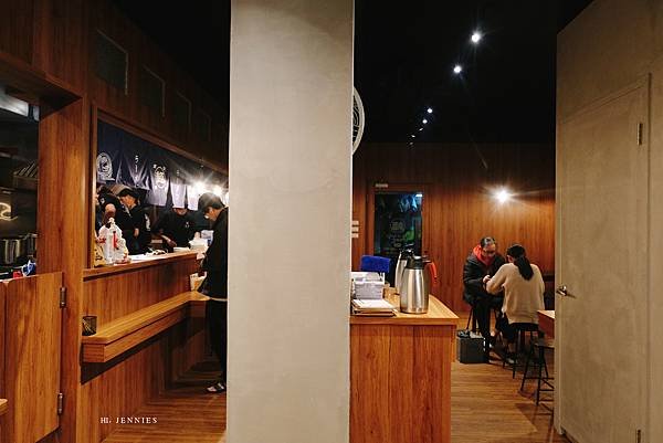 害我減肥破功的拉麵店｜六張犁 滝禾製麵所 清香黑蒜開胃又暖身