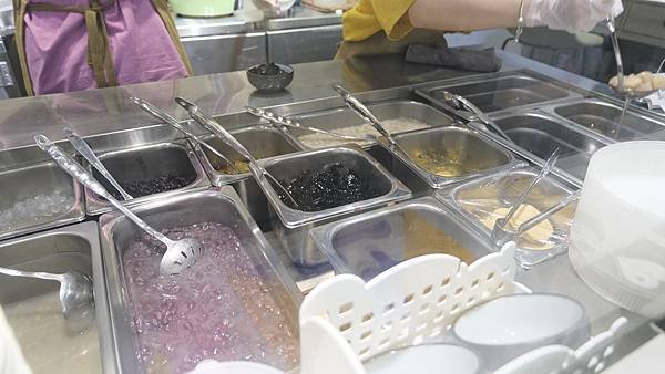 充滿日式文青可愛的一間冰店 ｜冰の走廊  豆花・雪花冰・刨冰