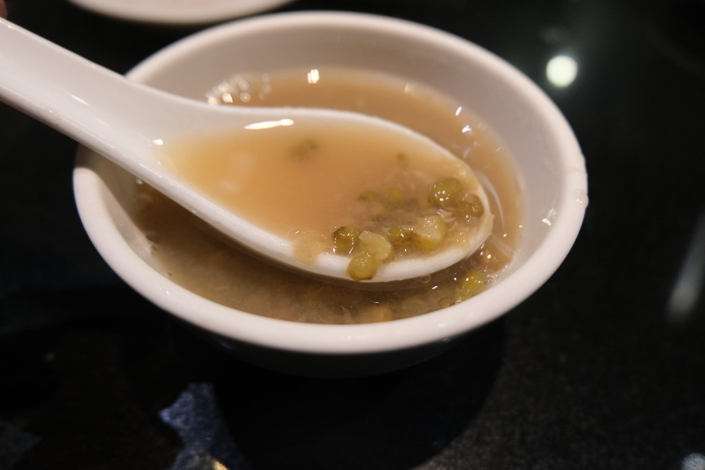 老店的經典老店的味道｜忠孝復興 秋吉串燒 好適合聊聊天吃點什