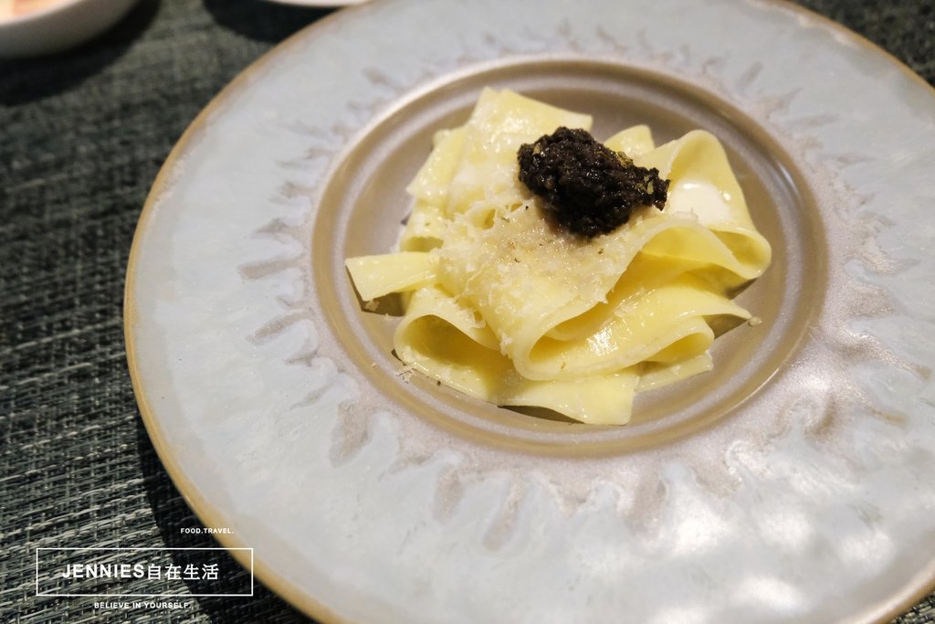 在鑿穴中品嚐一頓Fine Dining創意饗宴｜了了礁溪 V