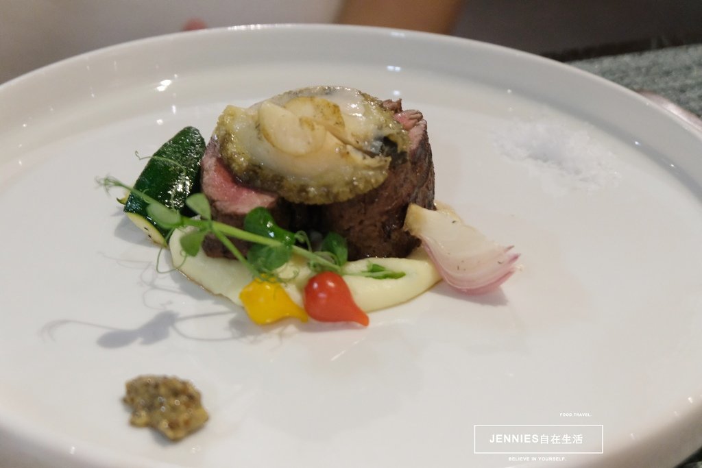 在鑿穴中品嚐一頓Fine Dining創意饗宴｜了了礁溪 V
