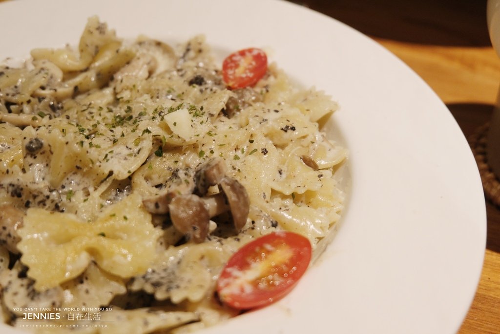 六張犁 新開幕｜ Bloom bistro 綻.食 無論是早